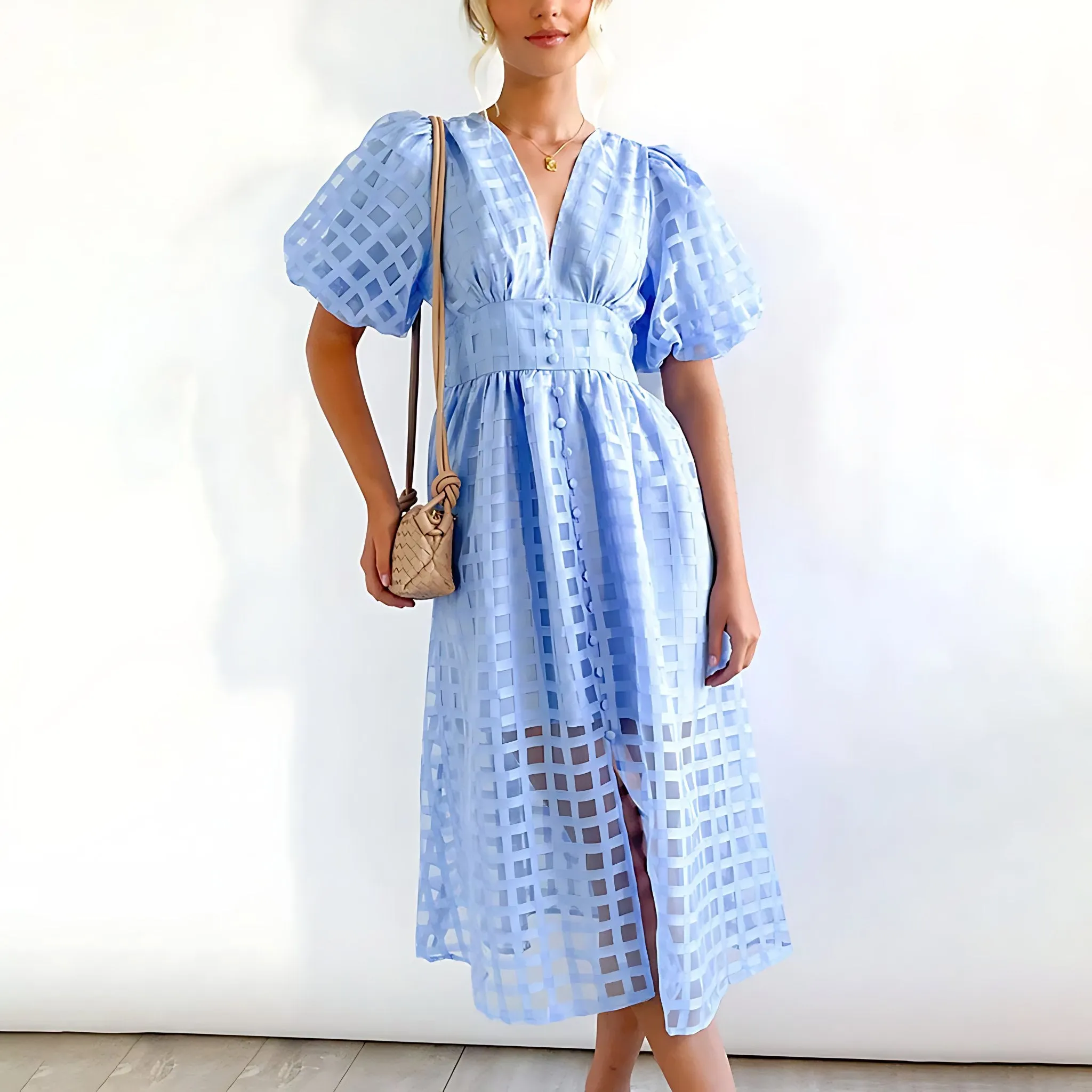 Charlotte | Neat and Elegant
