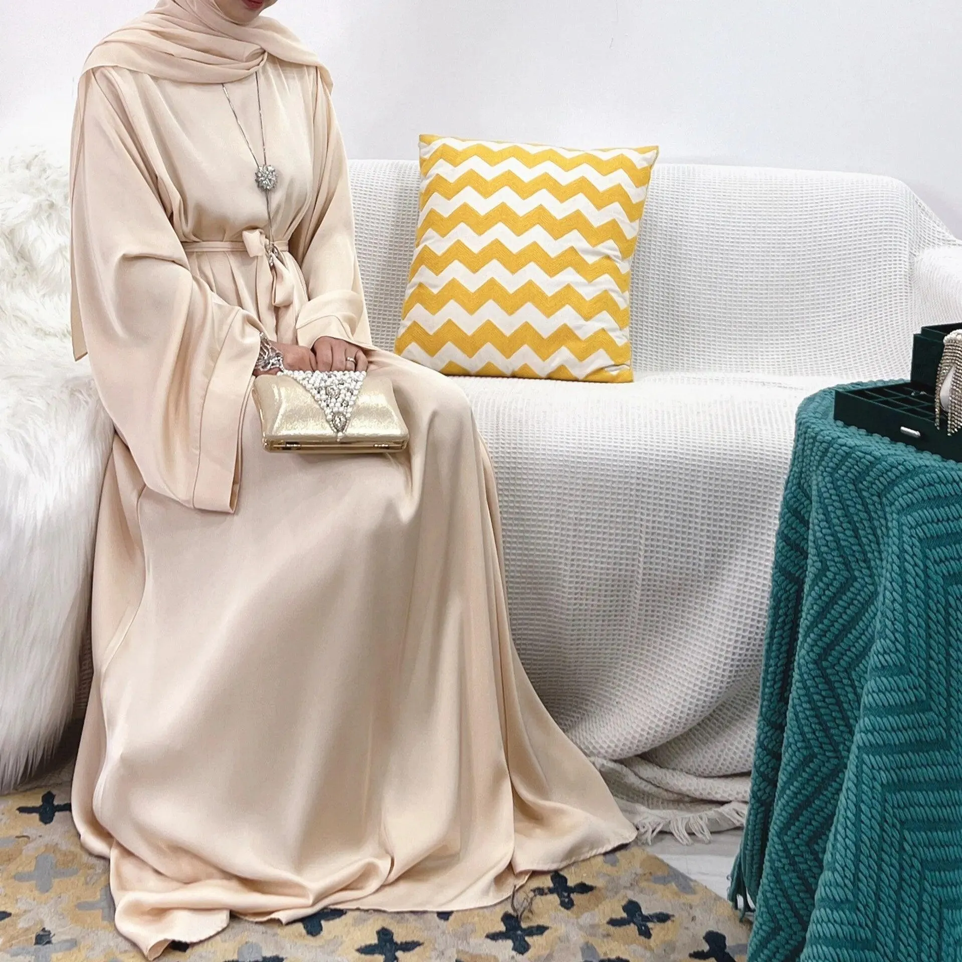Elegant Abaya Dress - Black