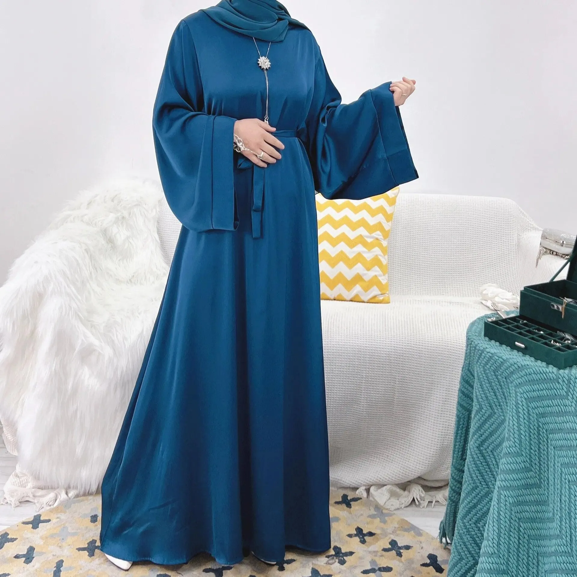 Elegant Abaya Dress - Black