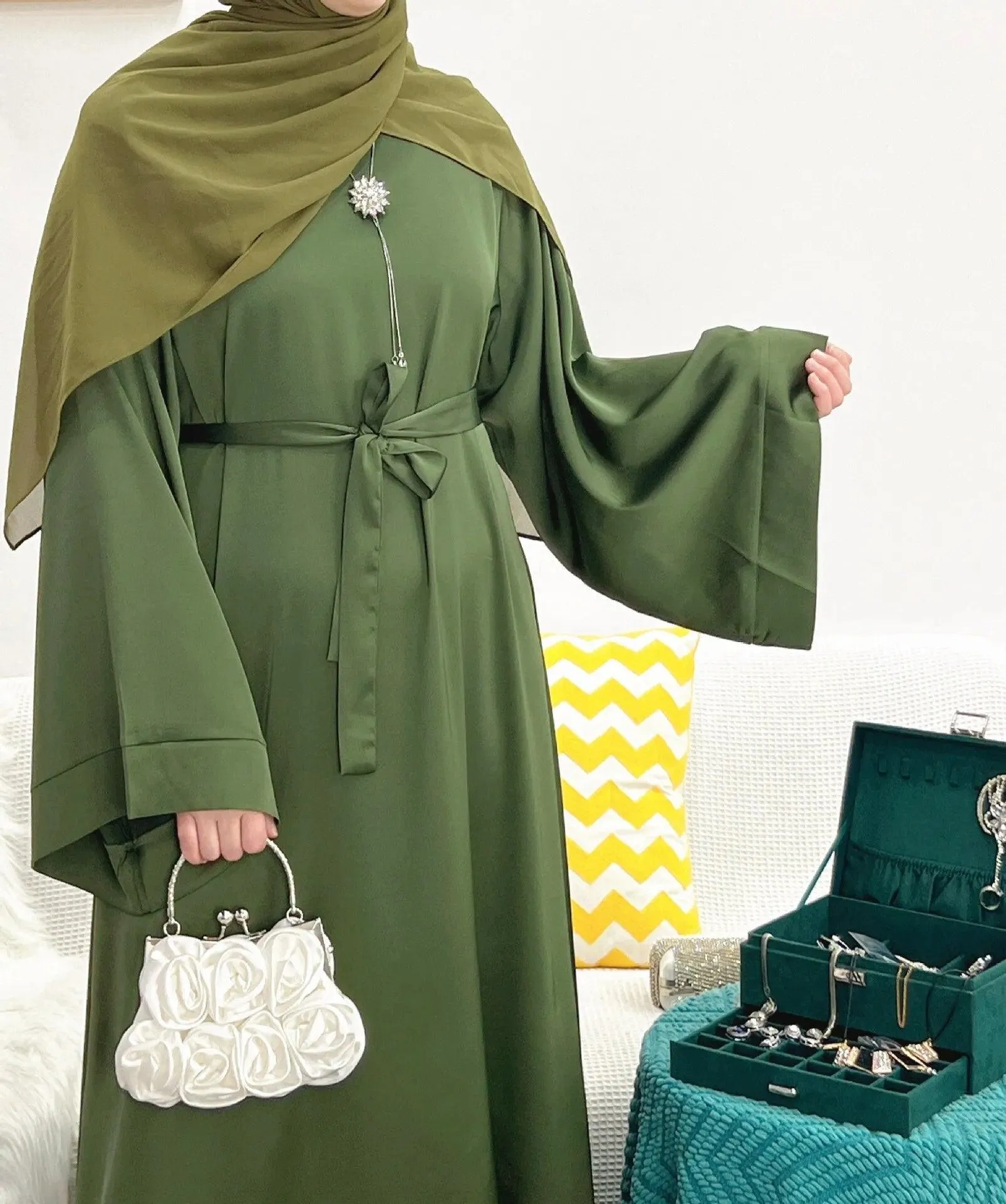 Elegant Abaya Dress - Black