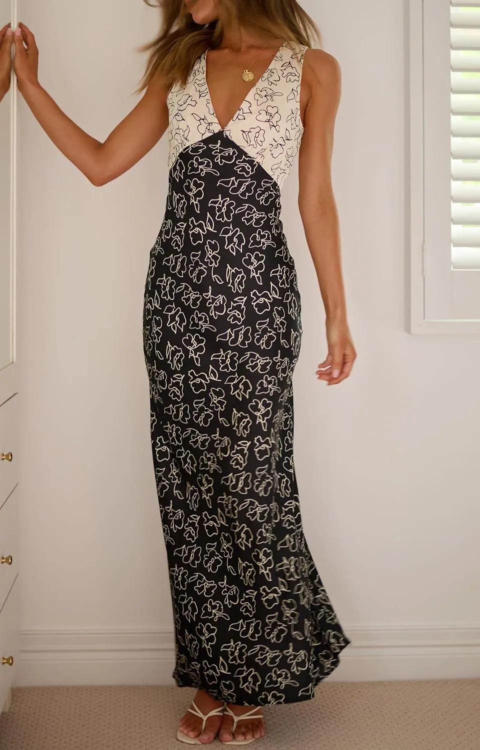 Women Y2k Deep V Neck Maxi Dress Casual Sleeveless Floral Flowy Long Tank Dress Summer Beach Boho Sundress