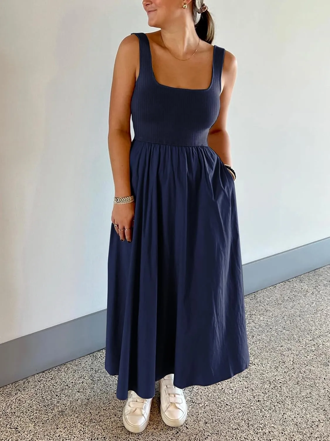 Women's Maxi Dress Summer Sleeveless Swing Sundress Casual Loose Tank Long Dresses with Pockets